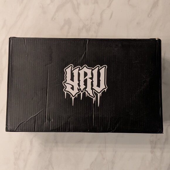 YRU Bat Shoes - White Bats on Black Background with White Platform Soles - Picture 9 of 9